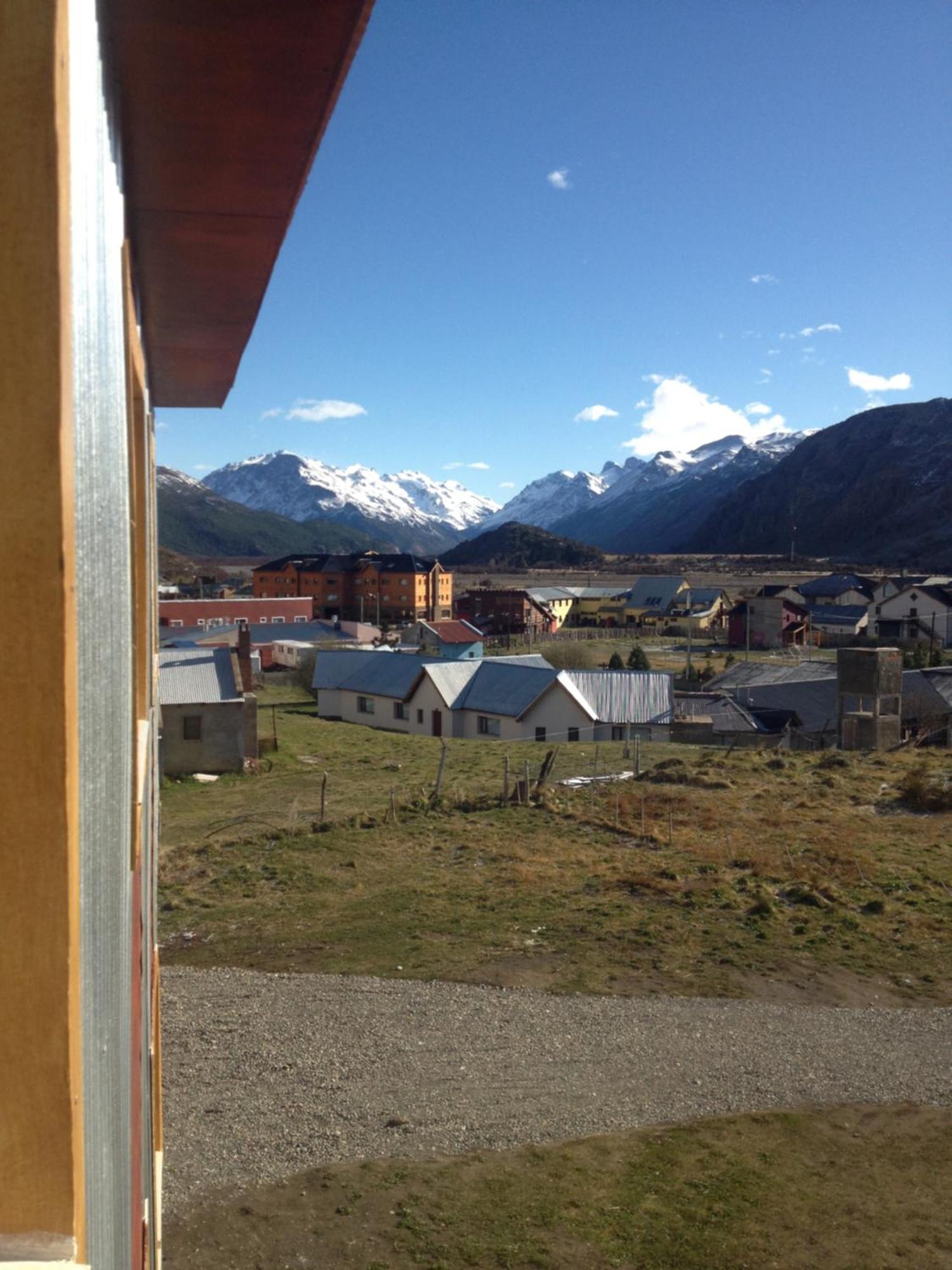 Hosteria Alma De Patagonia El Chalten Exterior photo
